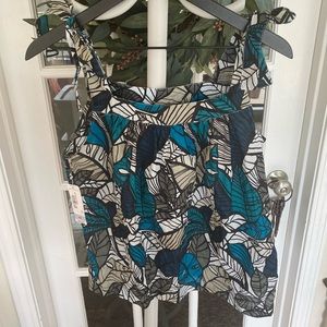 NWT a.n.a Tropical Leaf Summer Top PM